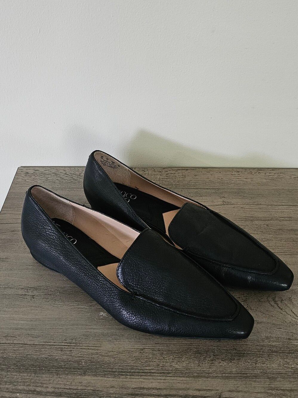 Franco Sarto Women's Black Pointed Leather Slip-On Flats 8 M